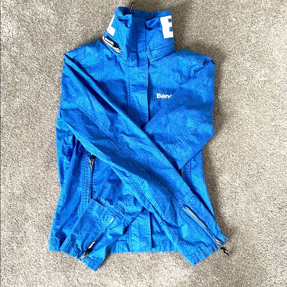 Light weight BENCH jacket 🧥